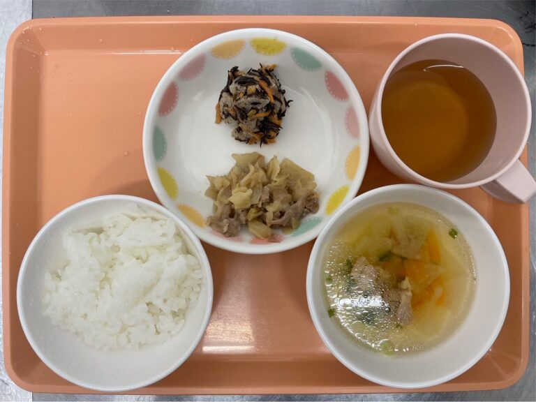 今日の給食2023年4月25日