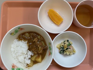 今日の給食2023年4月24日