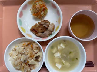 今日の給食2023年4月28日