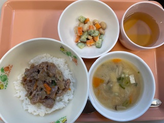 今日の給食2024年5月22日