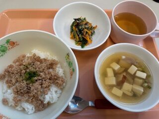 今日の給食2024年9月3日