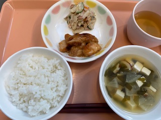 今日の給食2024年9月24日