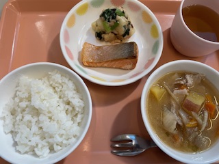 今日の給食2024年9月25日