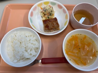 今日の給食2024年10月4日