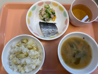 今日の給食2024年10月17日