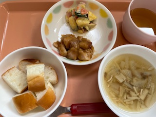 今日の給食2024年10月30日