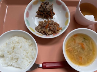 今日の給食2024年10月31日