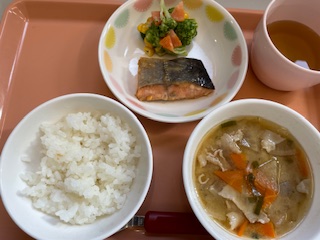 今日の給食2024年11月12日