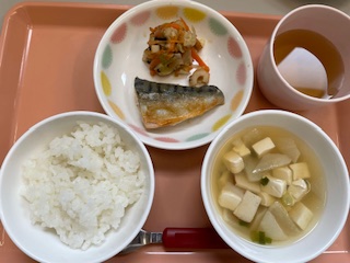 今日の給食2024年11月15日