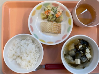 今日の給食2025年7月1日